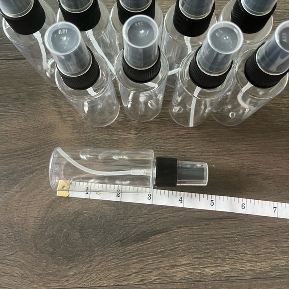 10 pack 2 oz plastic spray bottles - Picture 3 of 6